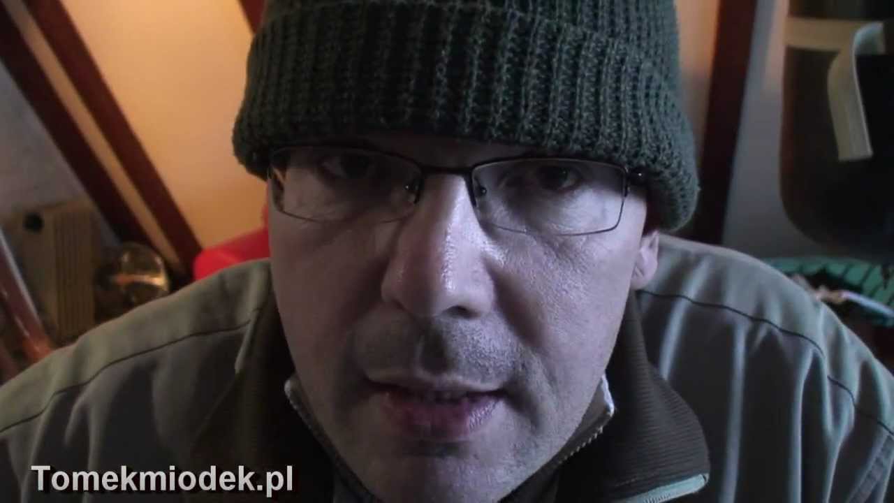 Cloake board - hodowla matek pszczelich z palcem w nosie