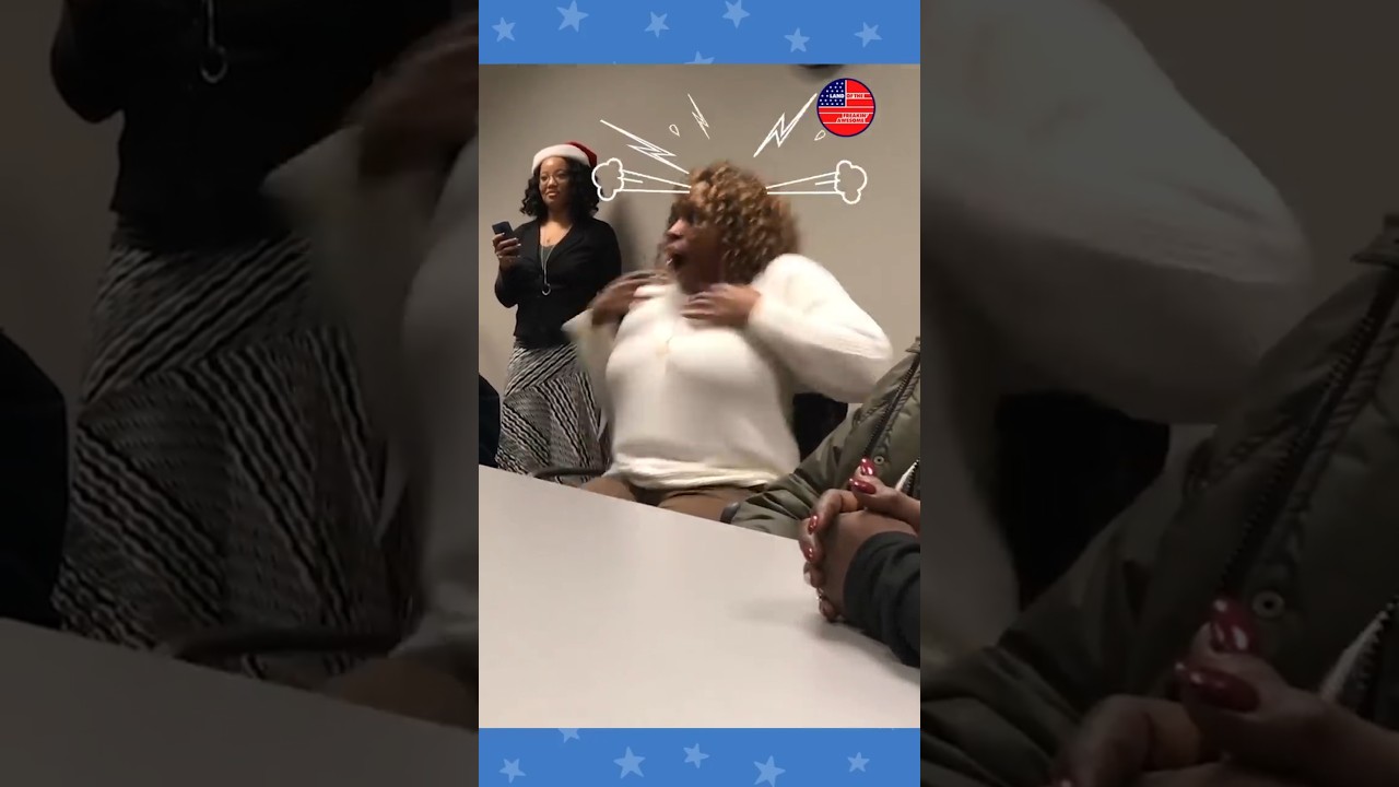 Navy son sneaks into meeting to surprise mom at Christmas 🎄🇺🇸 #shorts
