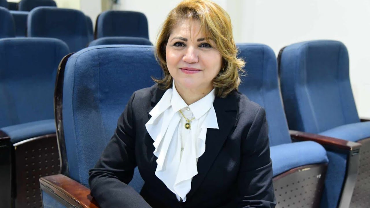 امرأة متميزة من اللغات