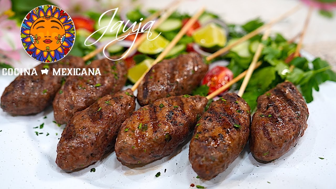 Cuando Ya No Sepan Cómo Cocinar la Carne Molida, Hagan Estas Brochetas