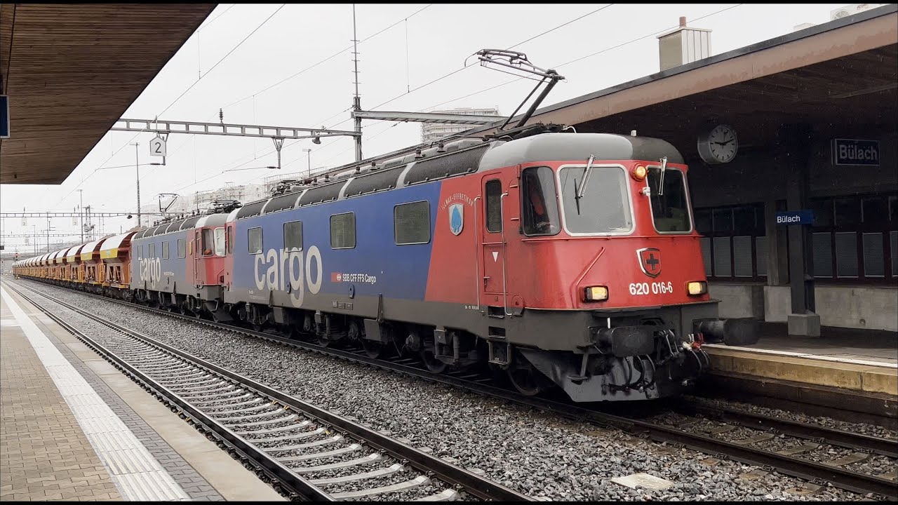SBB Cargo Re 620 016 & 620 082 mit Weiacher Kies Ganzzug in B&uuml;lach