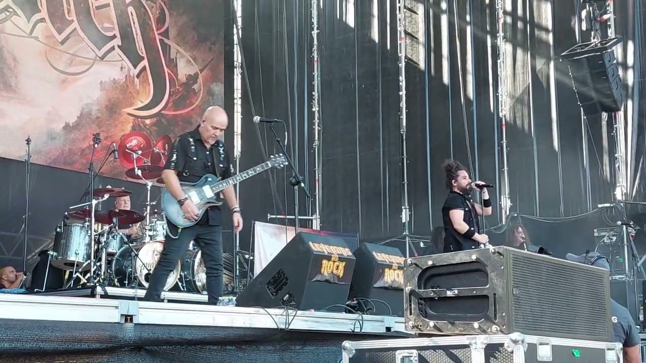 Avalanch -  Mil Motivos / LEYENDAS DEL ROCK 2023_Villena