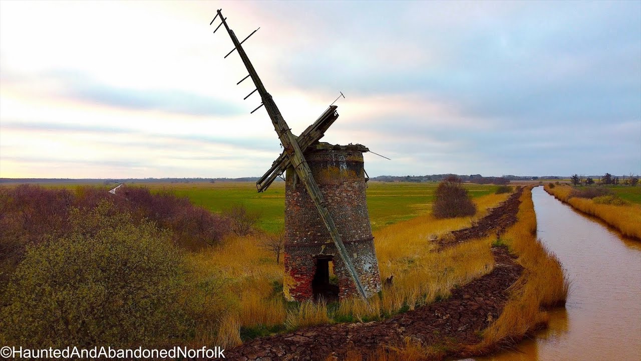 Devil’s Windmill - The Story of Berney Brograve & His Ghost said to Haunt the Mill on Stormy Nights!