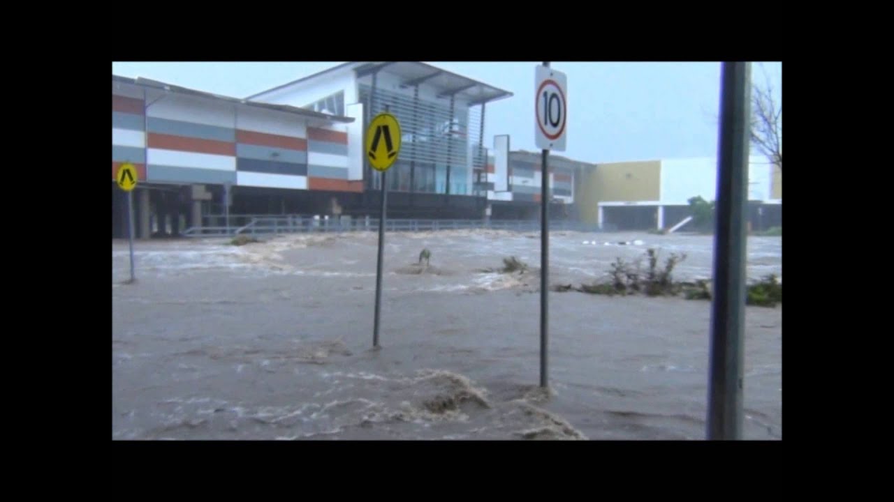 Tropical Cyclone Marcia, Rockhampton 2015.  Into The Eye