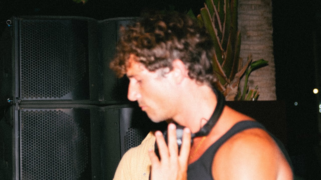 Guillaume (ES) for Buganvilla at Marina Beach Club | Valencia