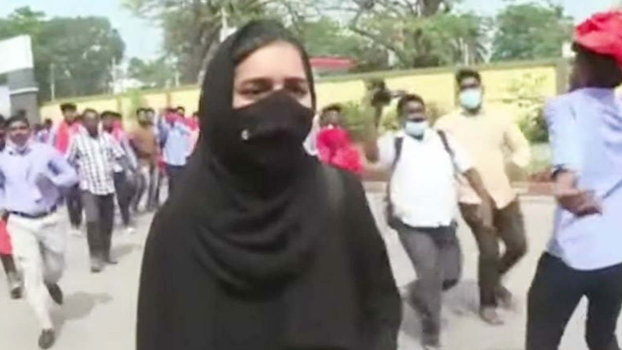Jamiat Announces Rs 5 Lakh Reward For Hijab-Clad Muskan Heckled By Students | Karnataka Hijab Row
