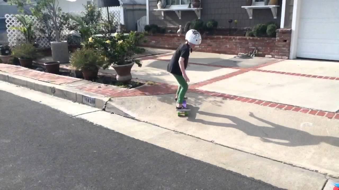 Worst Skateboard Crashes 2013