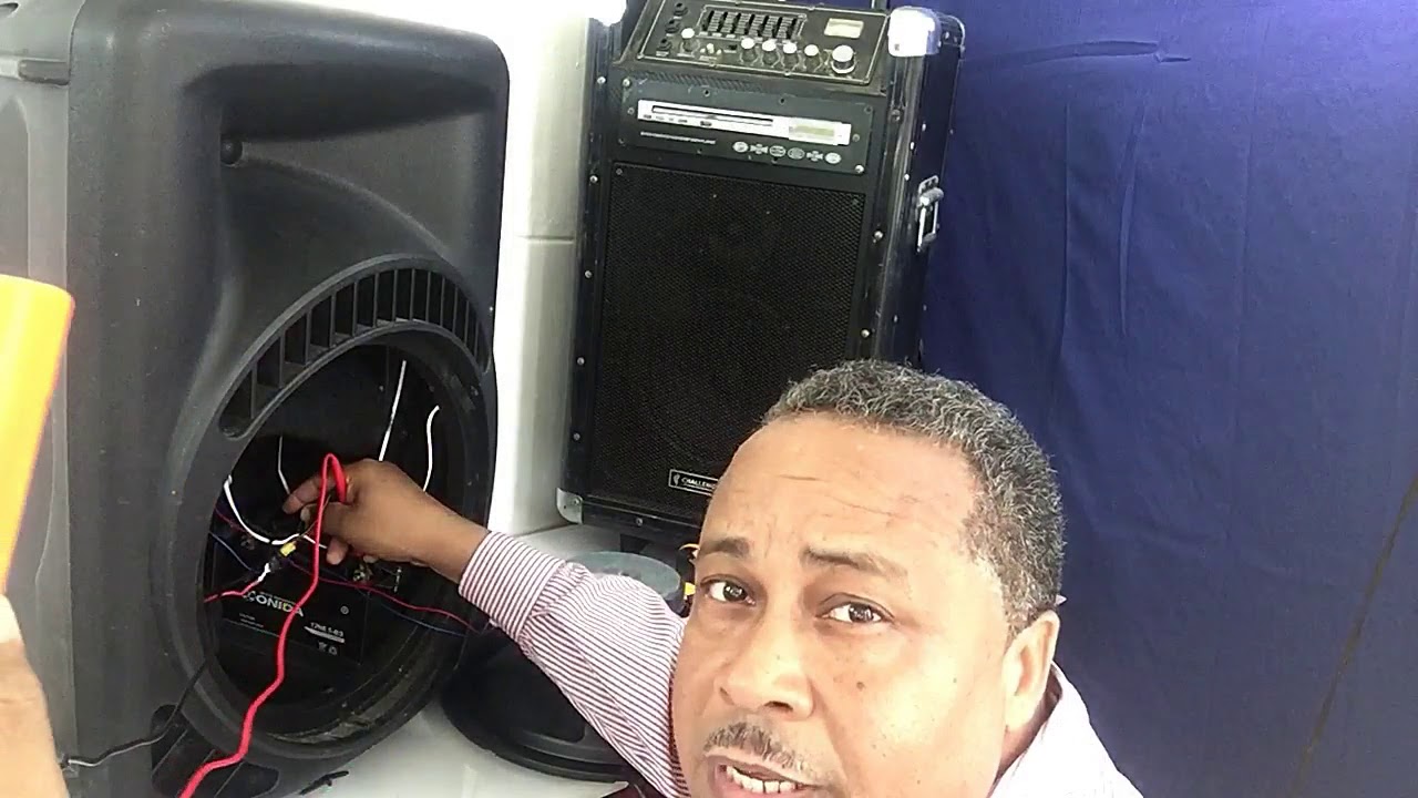 Cambiar batería a parlantes o cabinas de sonido.