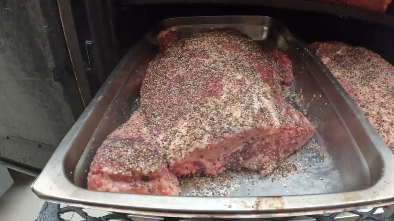 Pitmaker Vault... set up for a 12hr cook.