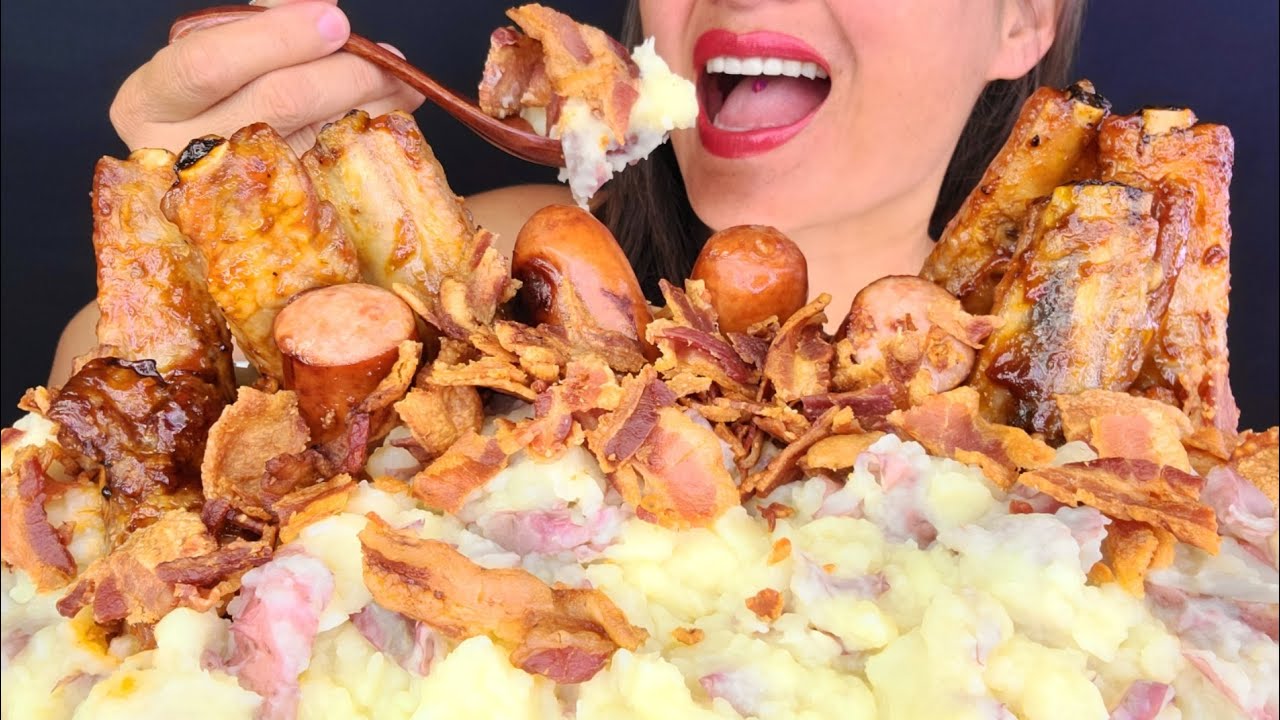 MASH MEAT MOUNTAIN BACON PORK RIBS POLISH SAUSAGE ASMR MUKBANG OMAD CRUNCHY EATING NOISES BIG BITES