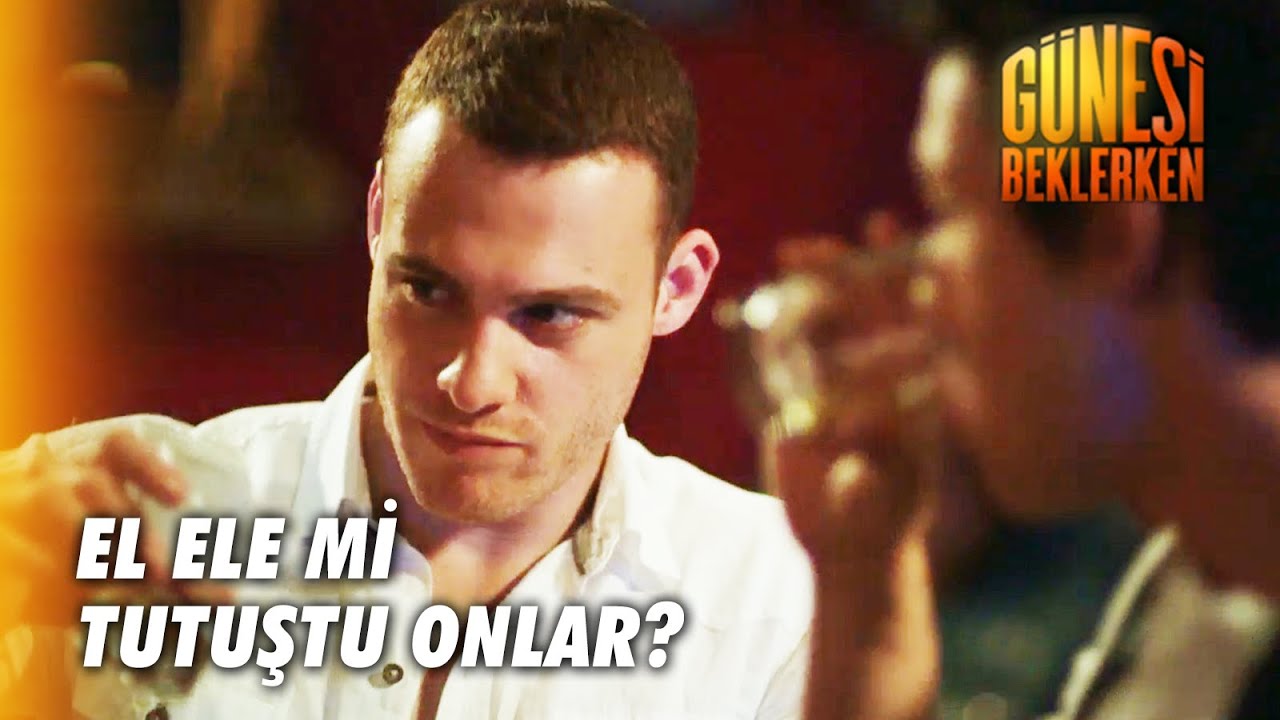 Kerem ve Can, Zeynep ve Yağmur'un Çifte Randevusunda! - Güneşi Beklerken 49. Bölüm