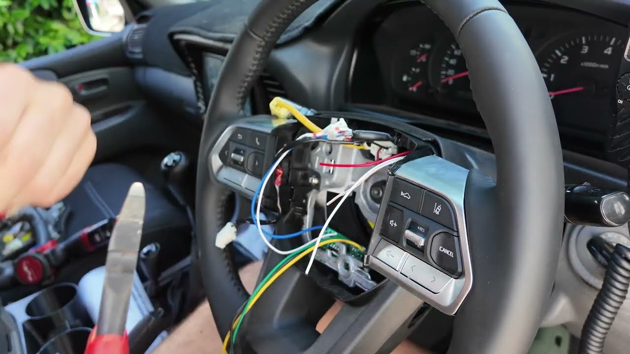 Установка рулевого управления и крепления круиз-контроля LandCruiser серии 100/105