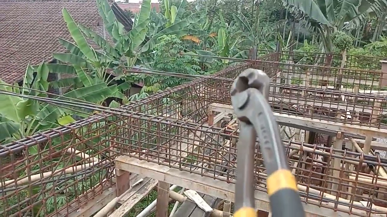 Akhir pembesian bentang 6m tanpa penopang tengah