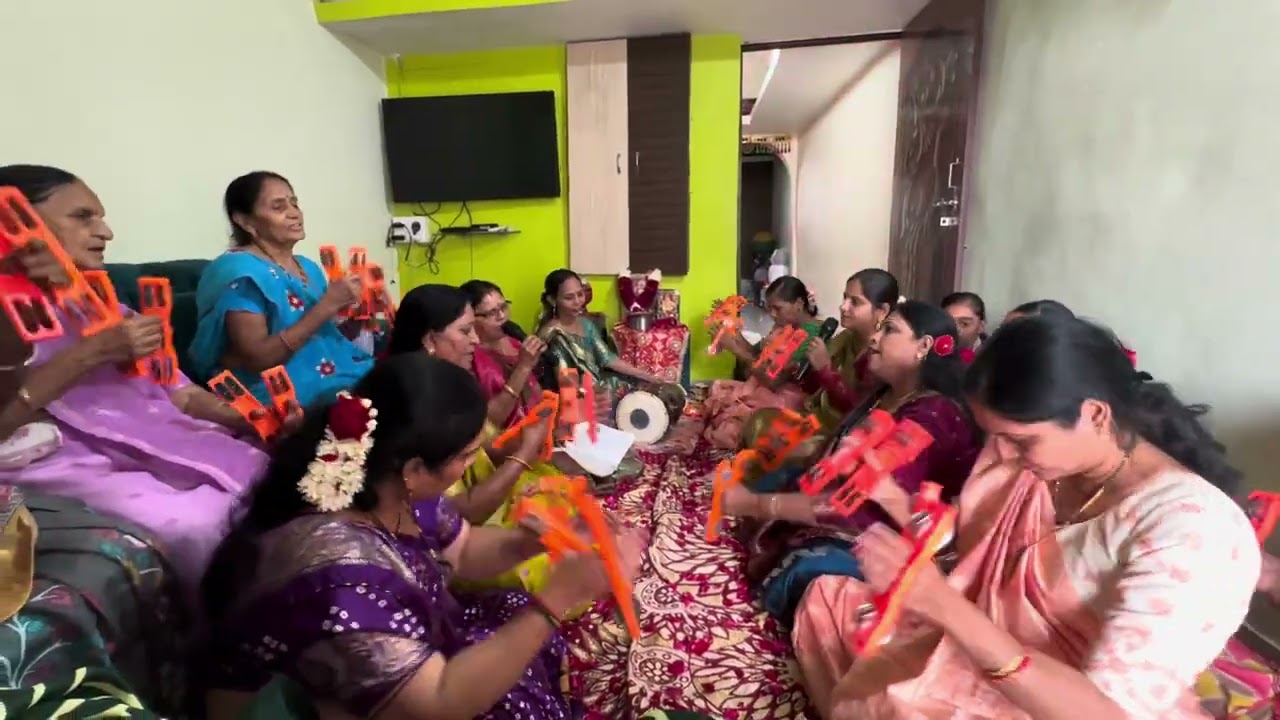 🌷ભજન લખેલું છે🌷અંતર ઉભરાયા વિના હરિ ના ઓળખાય(ધરતી ભજન મંડળ) વડોદરા 