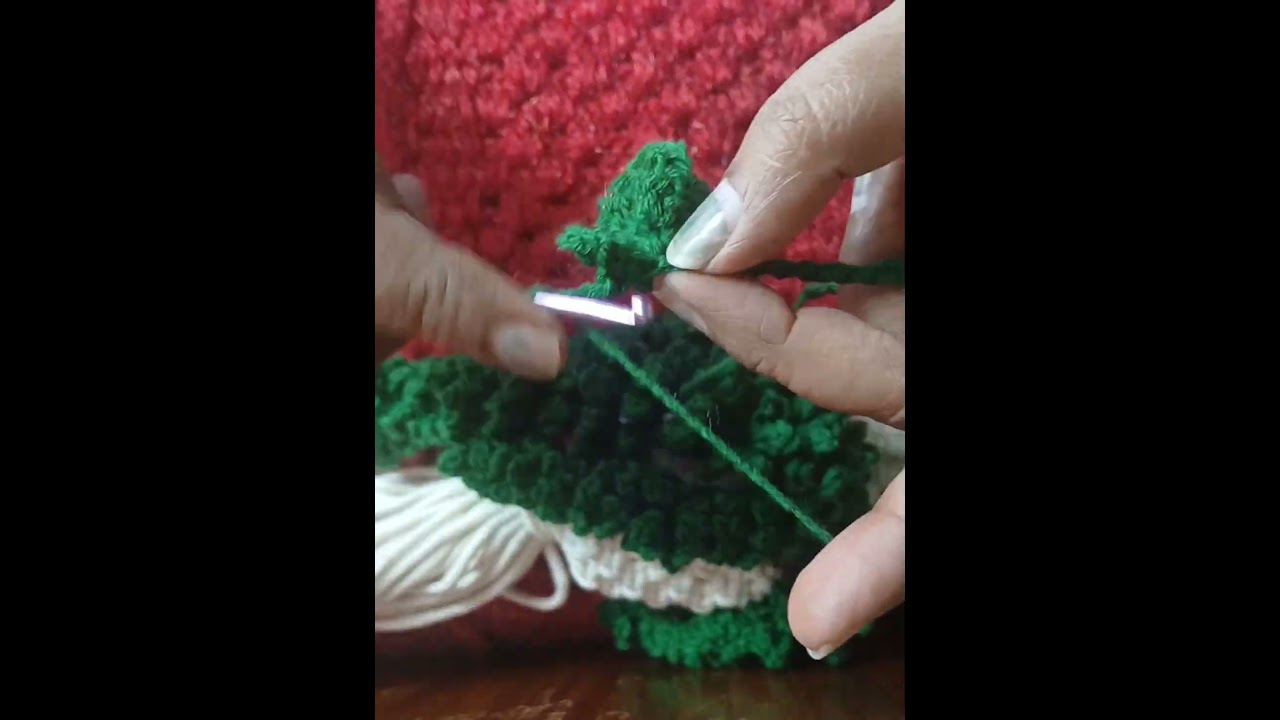 crochet hanging plant 