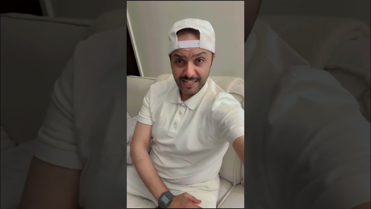 جاسم بودي من اتهام بنات صاحب السمو وتهديد الحكومة الى مدحها و انجازات و الوزراء بكل انواع النفاق 