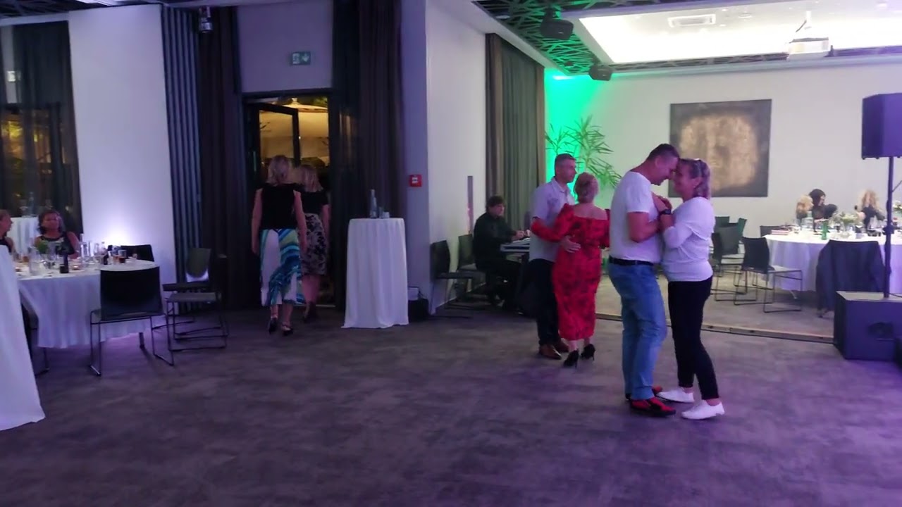 Galia Brothers hrají pro obveselení zaměstnanců a hostů firmy M+H, Brno Hotel Maximus 15,9,2023
