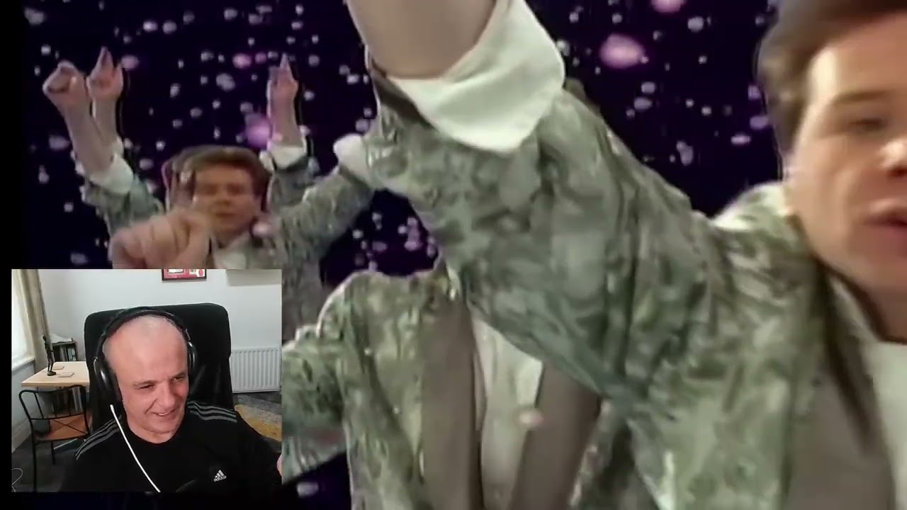 SIMPLE MINDS  'All the Things She Said:  {reaction}