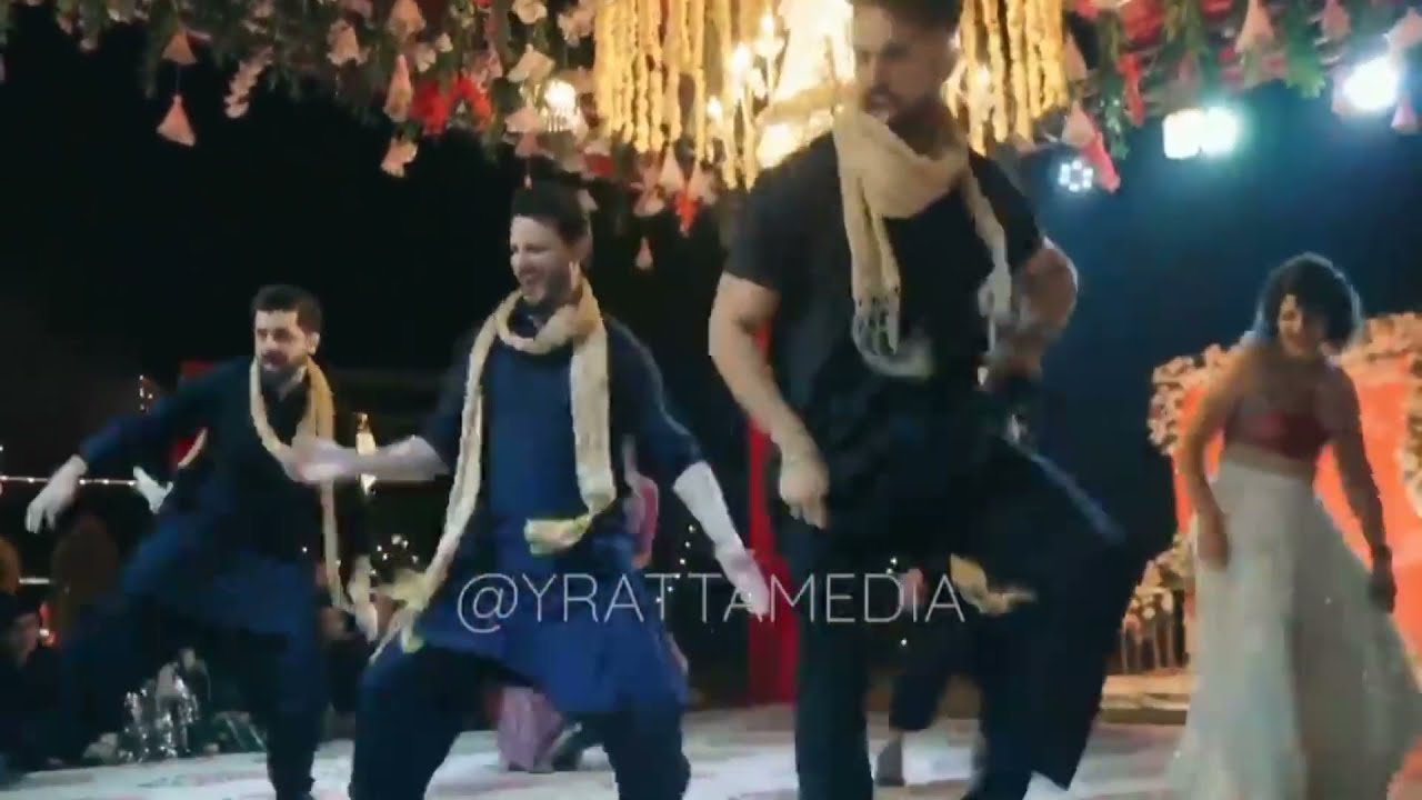 Usman Mukhtar wedding/Osman Khalid Butt amazing dance full at mehindi/Usman Mukhtar wedding dance