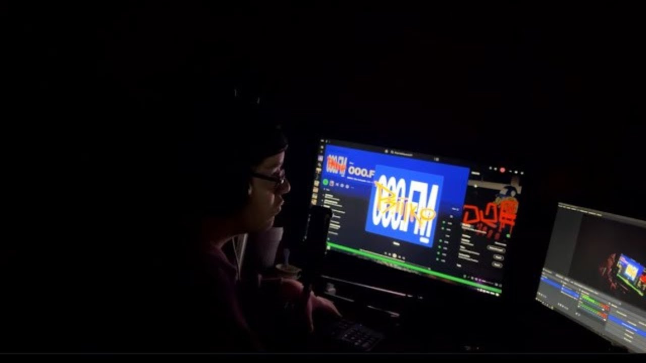 D.H REACT I DESSIIIK - 000.FM (REUP)