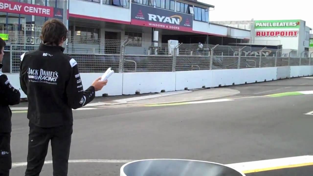 Jason Bargwanna Kelly Racing Track Walk at 2010 ITM 400 (Hamilton, New Zealand)