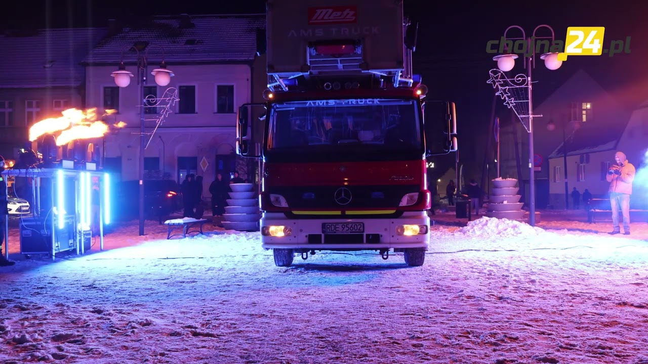 Przywitanie w Moryniu nowego wozu strażackiego z drabiną mechaniczną OSP MORYŃ