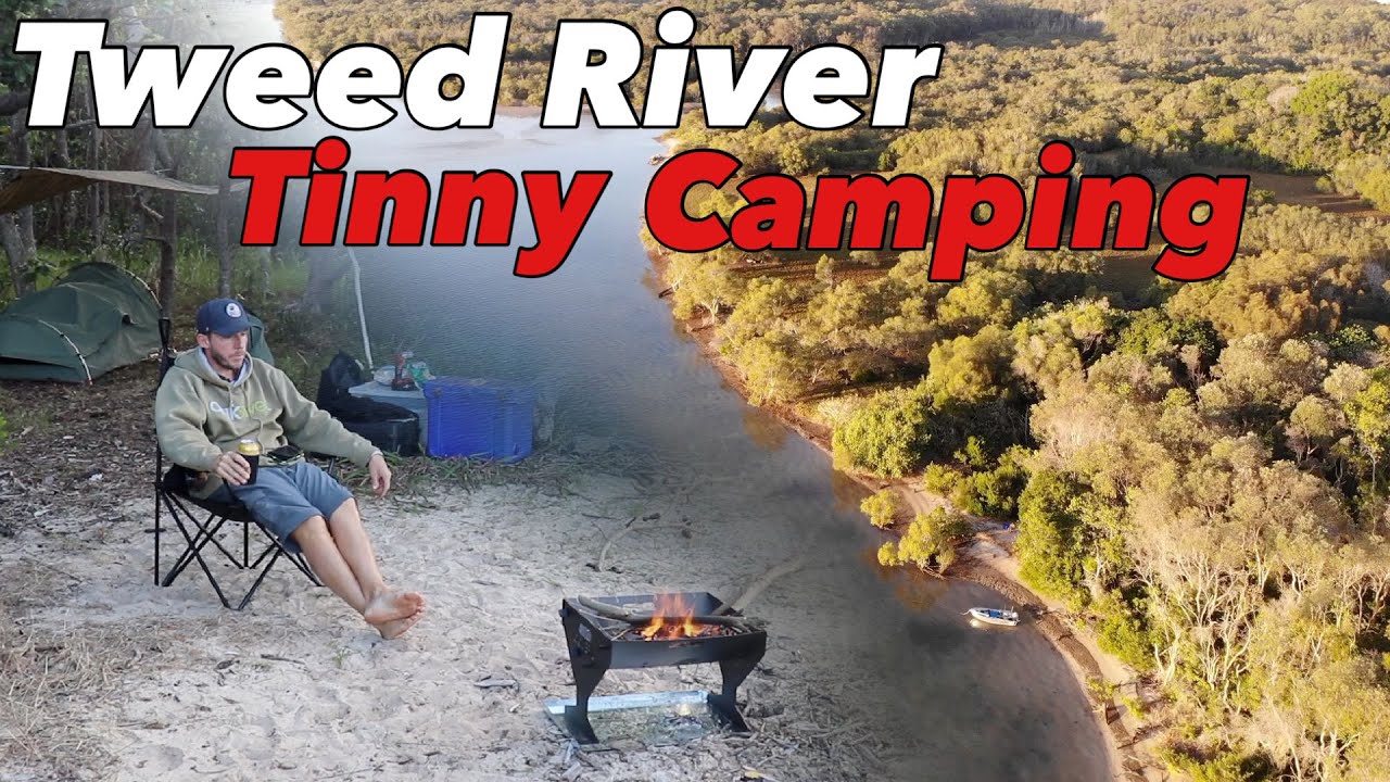 TINNY CAMPING THE TWEED RIVER 🚤 - Testing out my new fire pit 🔥