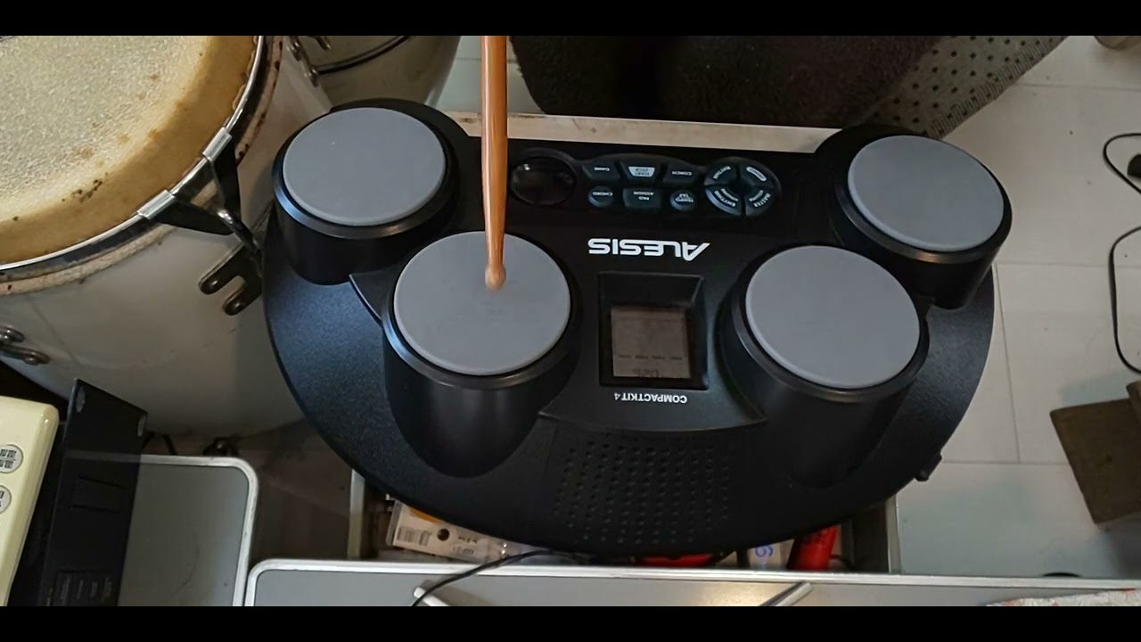 ALESIS COMPACTKIT4 DigitalDrum 01