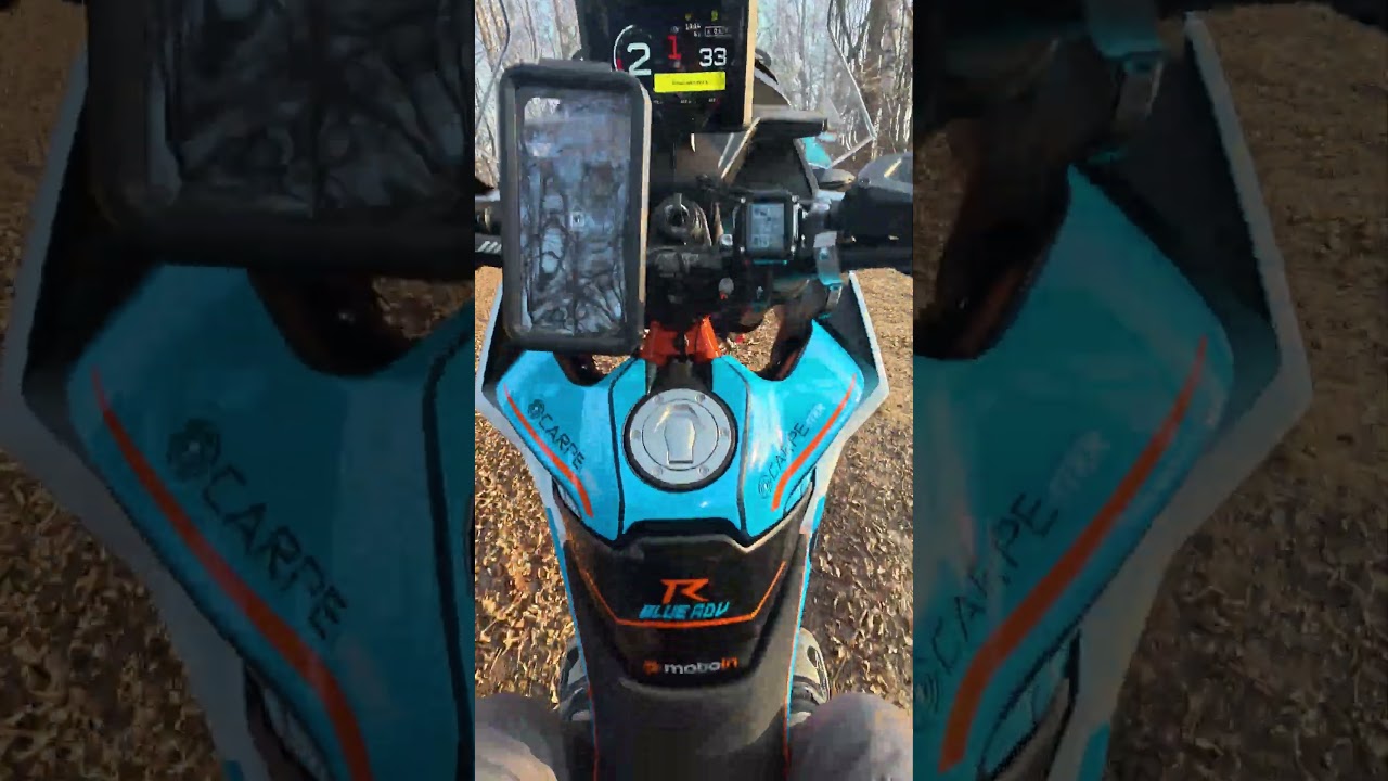 KTM 890 Adventure R jump