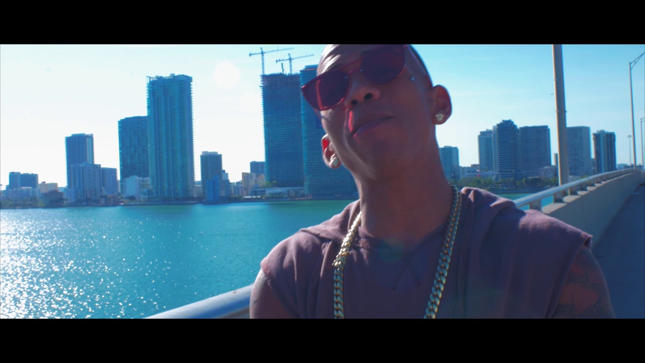 El Uniko - Me Fui De Cuba Por El Ecuador (Video Oficial)