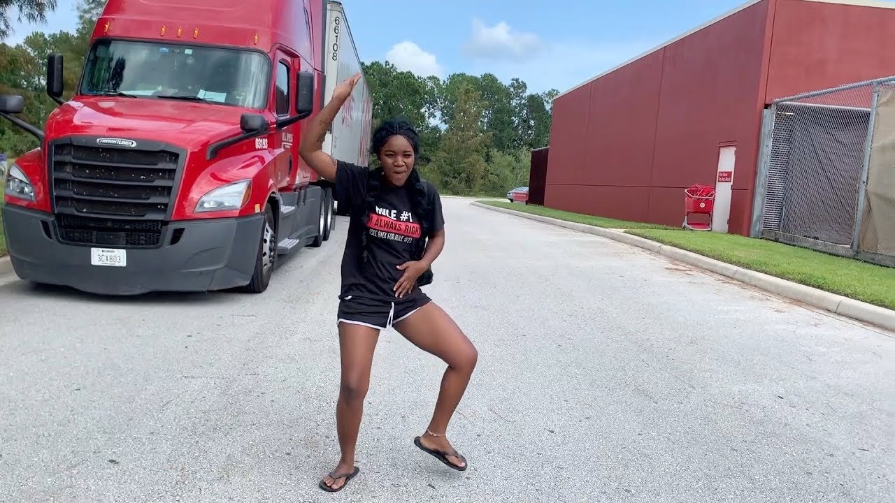 Mwen Toujou Sou Dansé Lol | Yon lòt Jounen Avèk Nou | Shopping