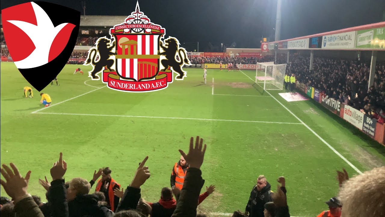 Pitch Invaders, Limbs And 3 Incredible Goals! Cheltenham Town Vs Sunderland Matchday Vlog