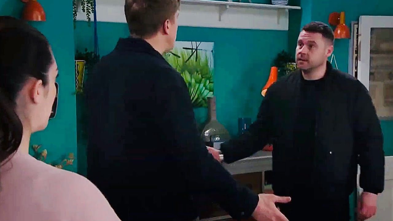 Robron Part 1 - Robert & Vic Sell The Farm.. & Vic Decides To Leave Emmerdale!