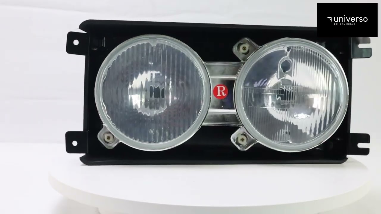Farol Mb - 155UN - Universo do Caminhão.