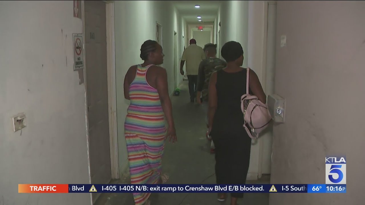 Condemned apartment building leaves residents with nowhere to go