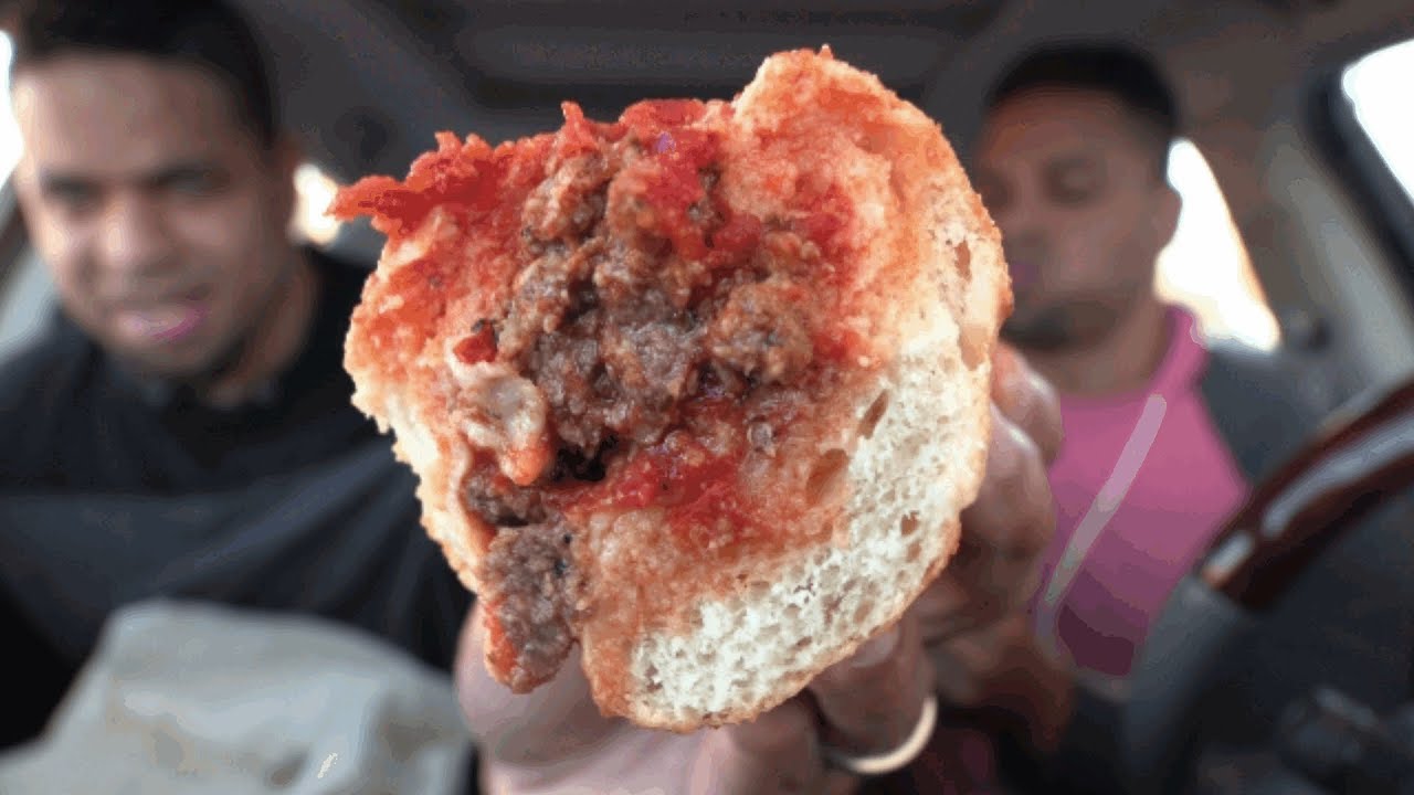 Дегустация домашнего сэндвича с фрикадельками Capriottis @hodgetwins