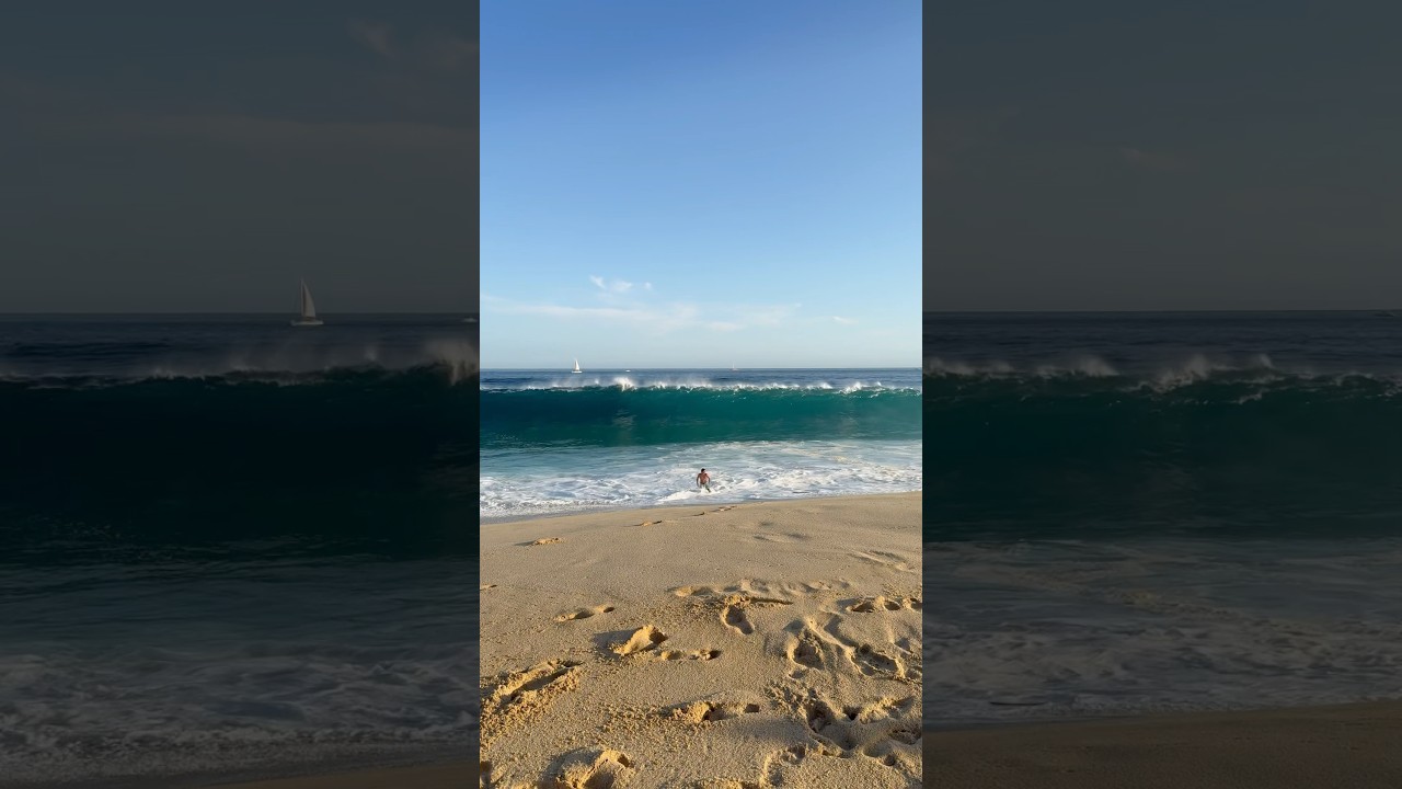 Rogue Wave Catches tourist Off Guard