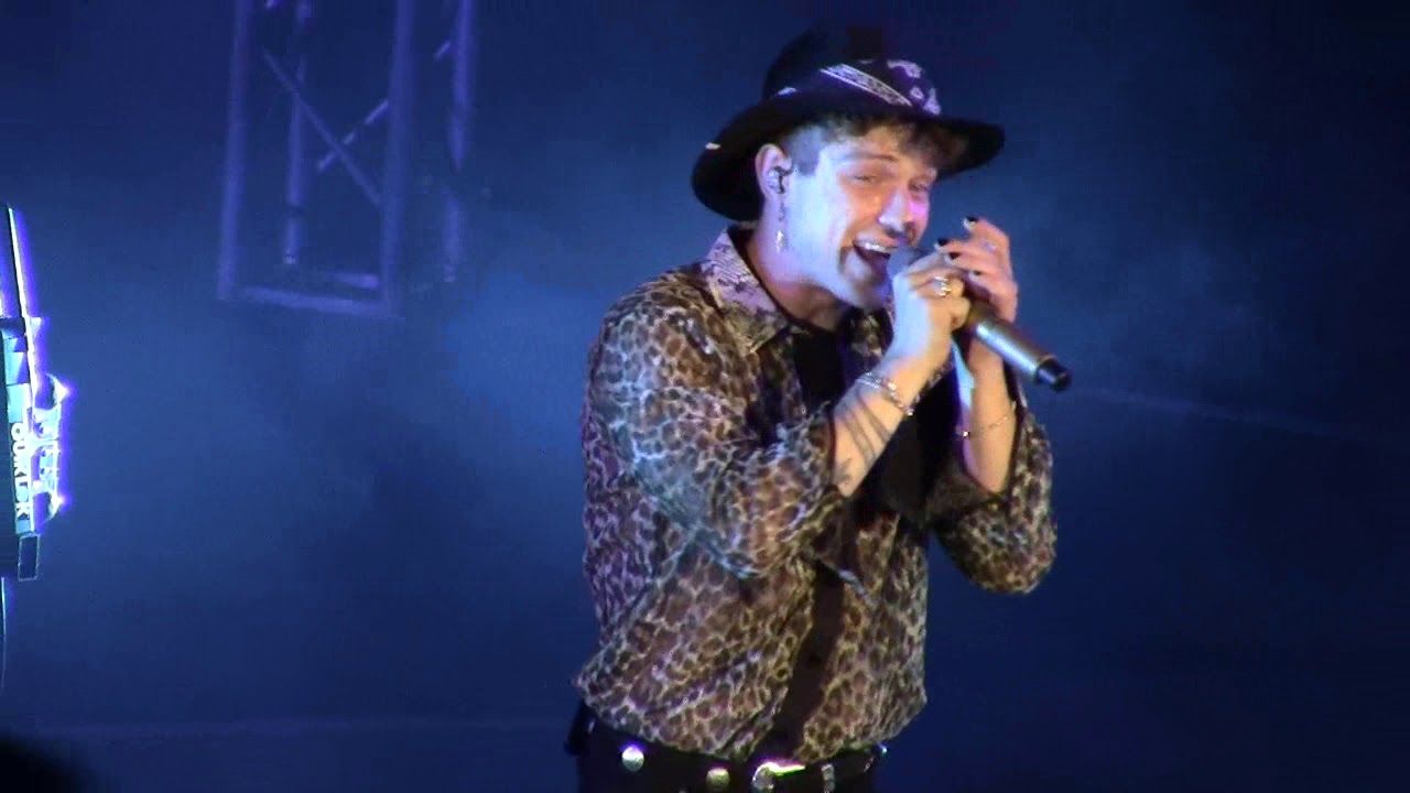 La ragazza con il cuore di latta - Irama Taormina 02/08/2019