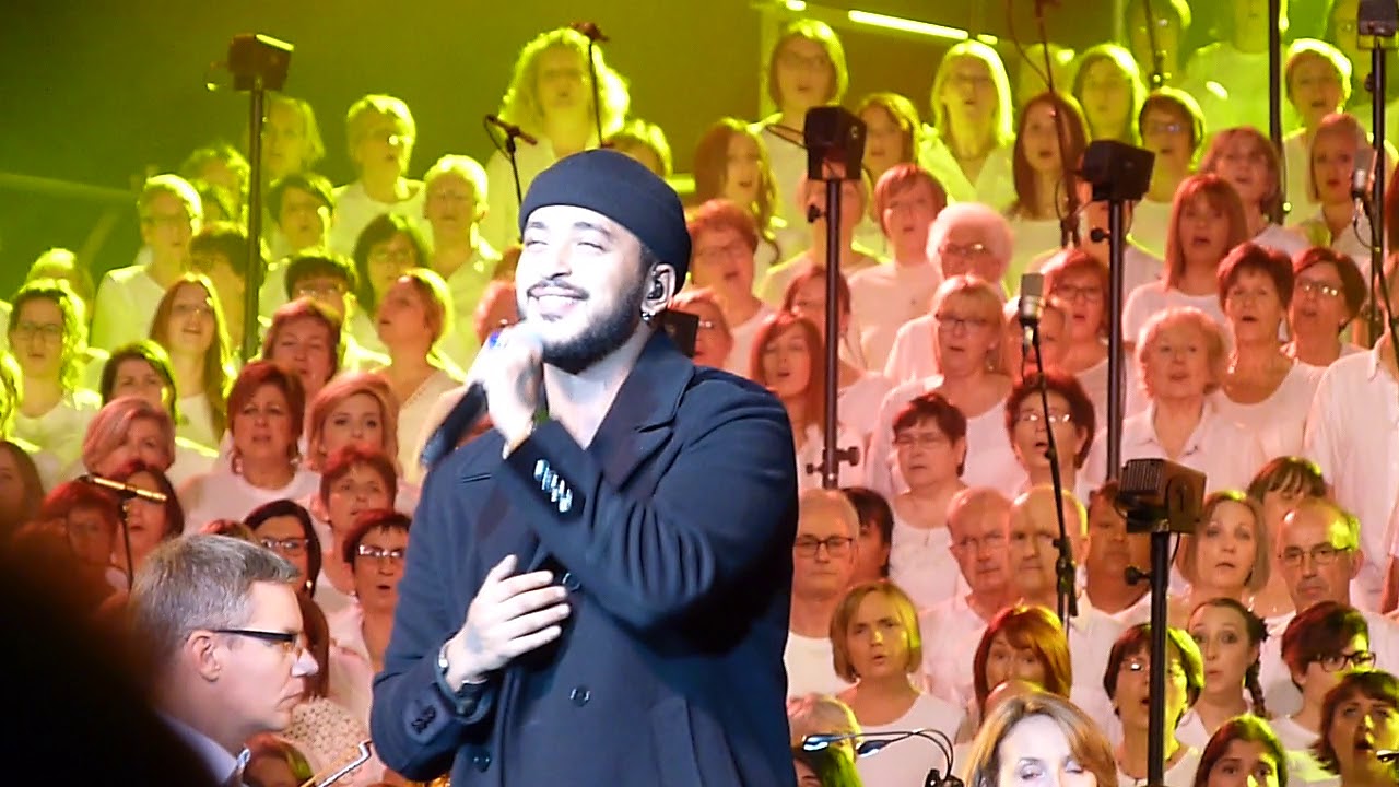 Viens on s'aime - Slimane et les 2000 choristes