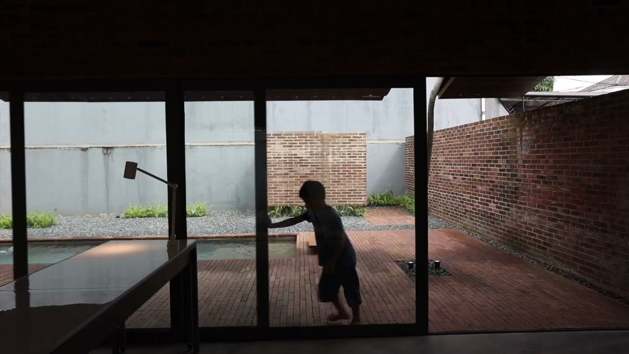 FM House - sontangMsiregar Architects