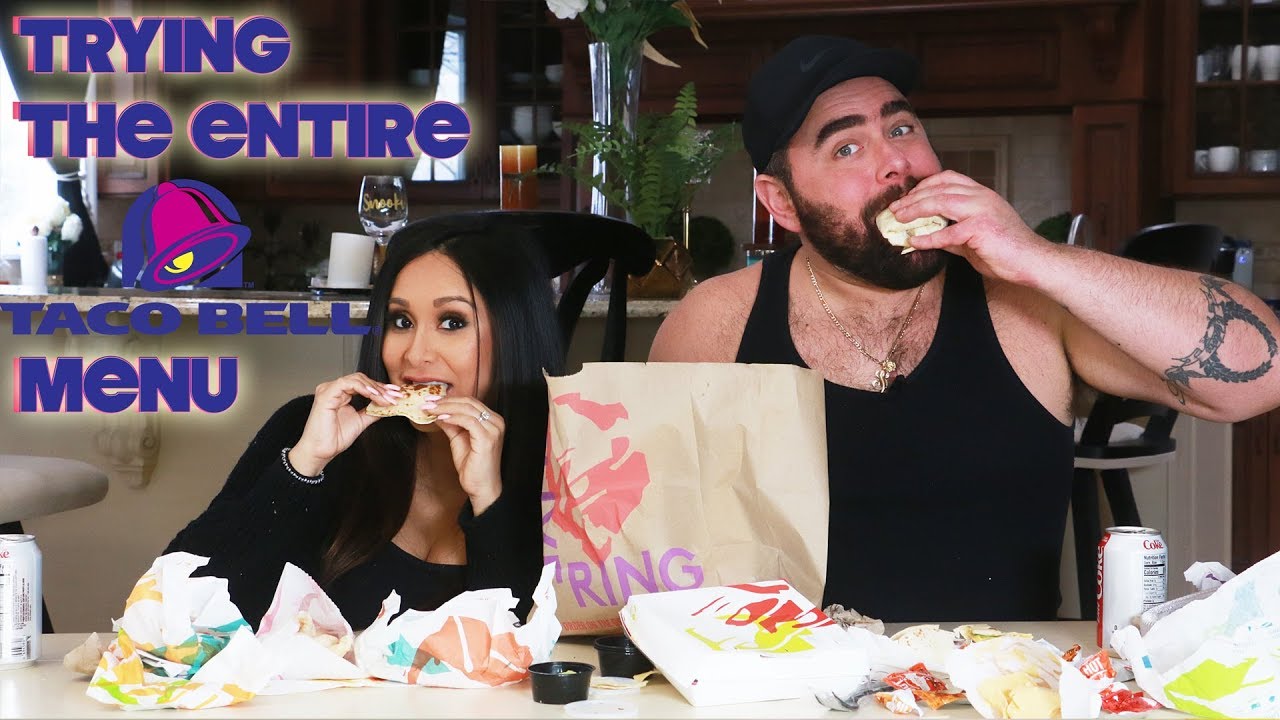 ПОПРОБУЕМ ВСЁ МЕНЮ TACO BELL | SNOOKI AND JOEY