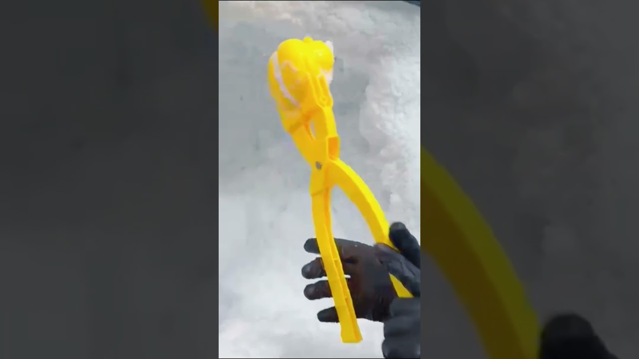 FREEZER FROST ASMR | ICE EATING | ODDLY SATISFYING 
