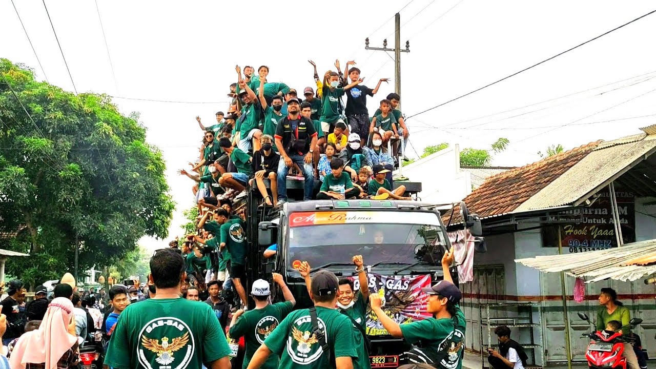 TOKO BERANTAKAN DEBU BERHAMBURAN‼️BREWOG AUDIO TAKBIR KELILING SUMBERSEWU