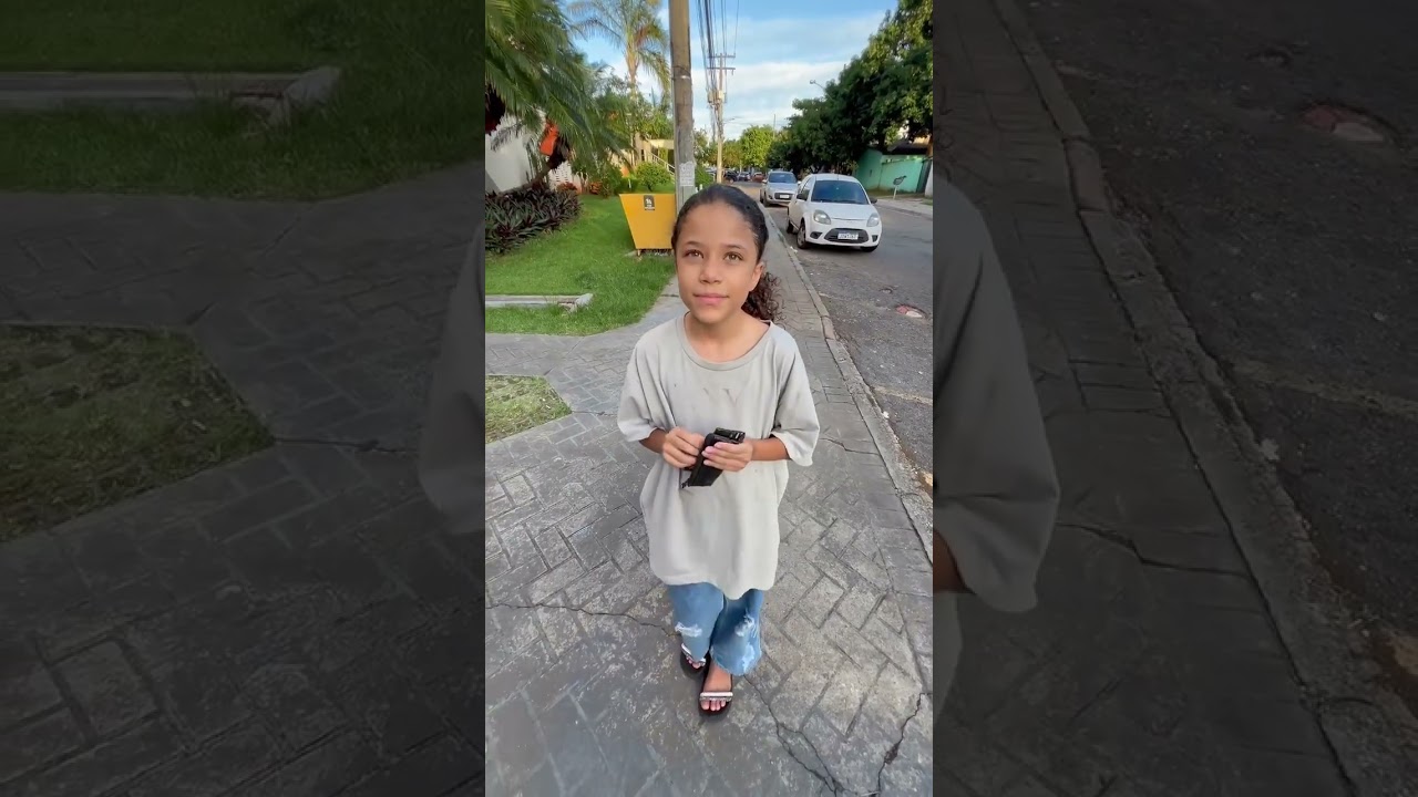 Milionaria encontra garotinha de 8 anos com uma historia de gente grande