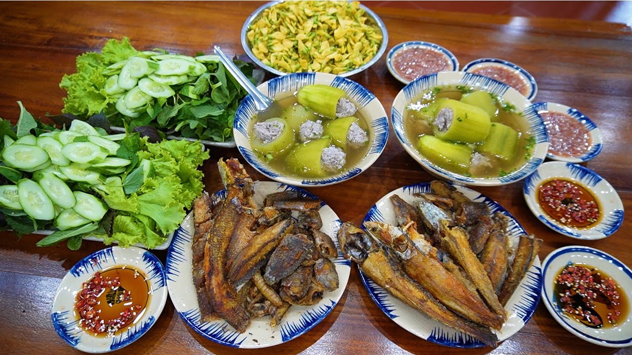 Thăm Lưới Mùa Nước Nổi • Vừa Nấu Ăn Vừa Kể Chuyện Chú Út Bị Bỏ Lại Khi Đi Đăk Lăk | MTQH