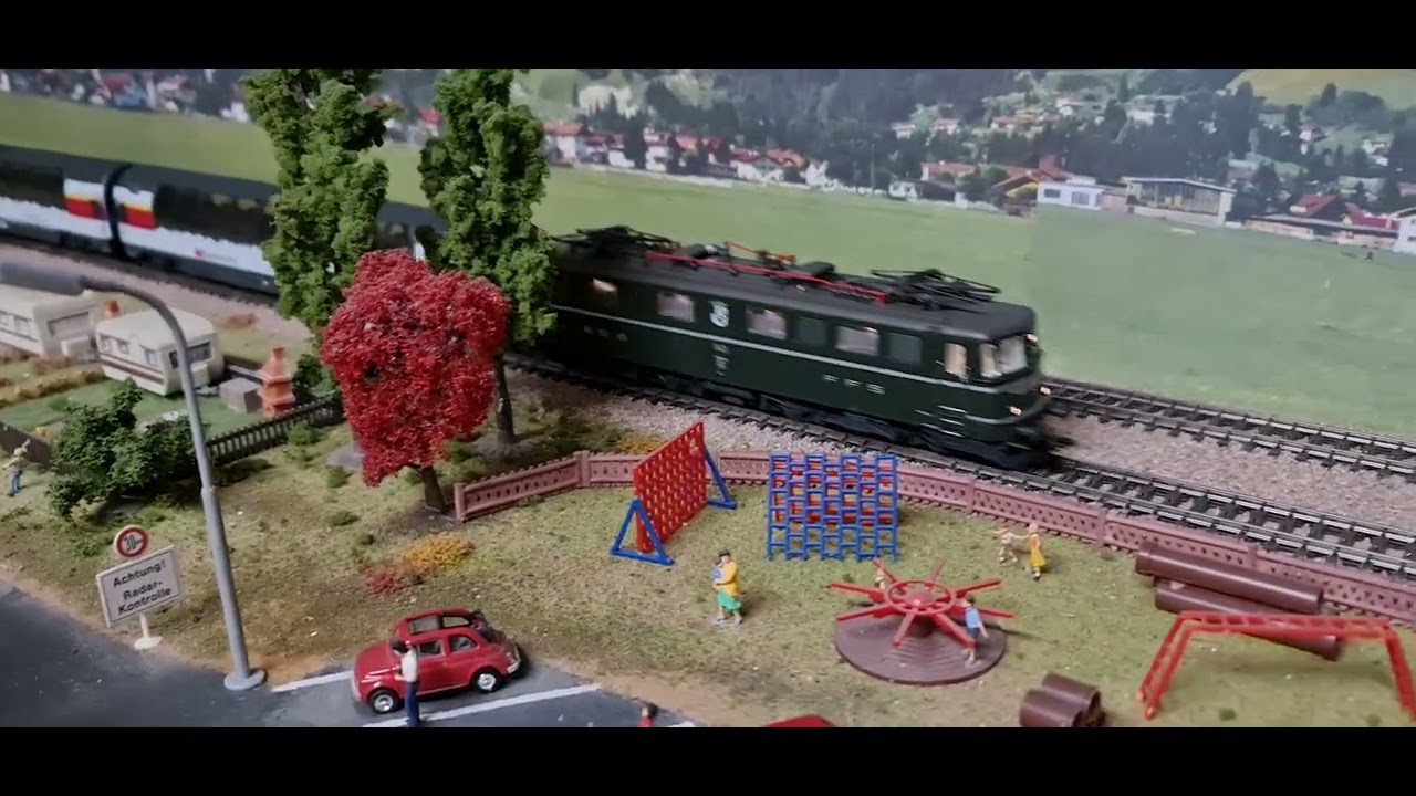 Märklin Ae 6/6 Art. Nr.: 39365 mit 