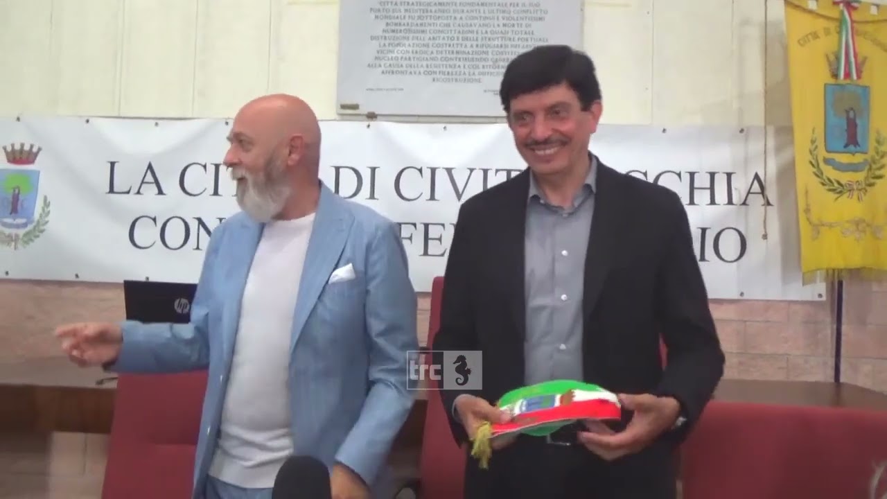 Passaggio di consegne tra Tedesco e Piendibene