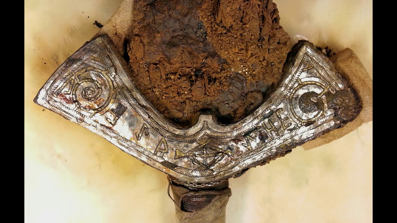 Unmasking the hilt of the Viking Sword from Langeid