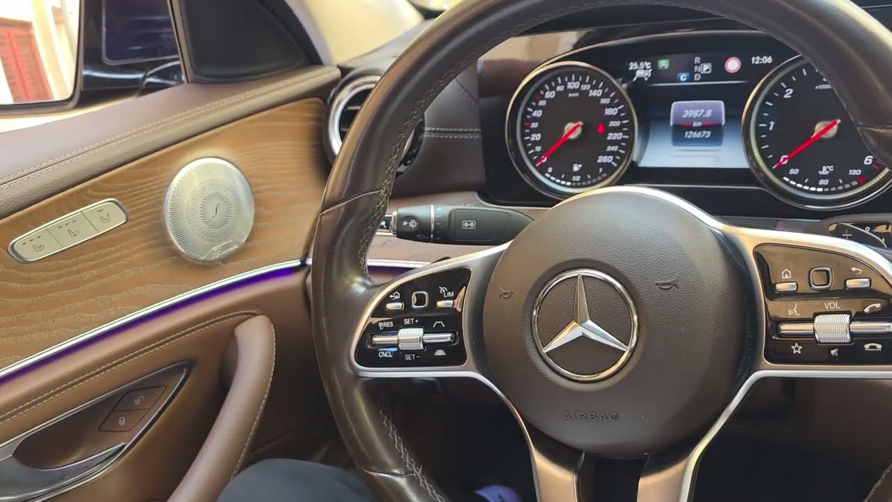 هاهي e220 طوب والمليح تبارك الرحمن عند اوطو ولدرحيمو بالقنيطرة 