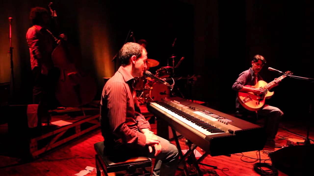 [7/04/2012] TeatroC SOUNDS presenta: I Gatti Mézzi
